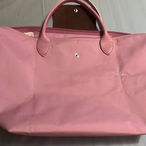 Longchamp Le Pliage Club Medium Nylon Short Handle In Pink